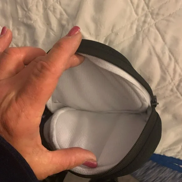 Head phone. Case. 4 for 20$🌸 - Picture 4 of 5